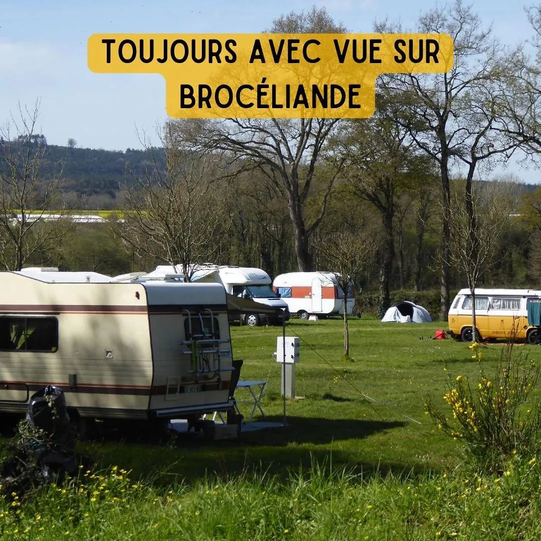 Camping Le Val Aux Fees - Broceliande Concoret France