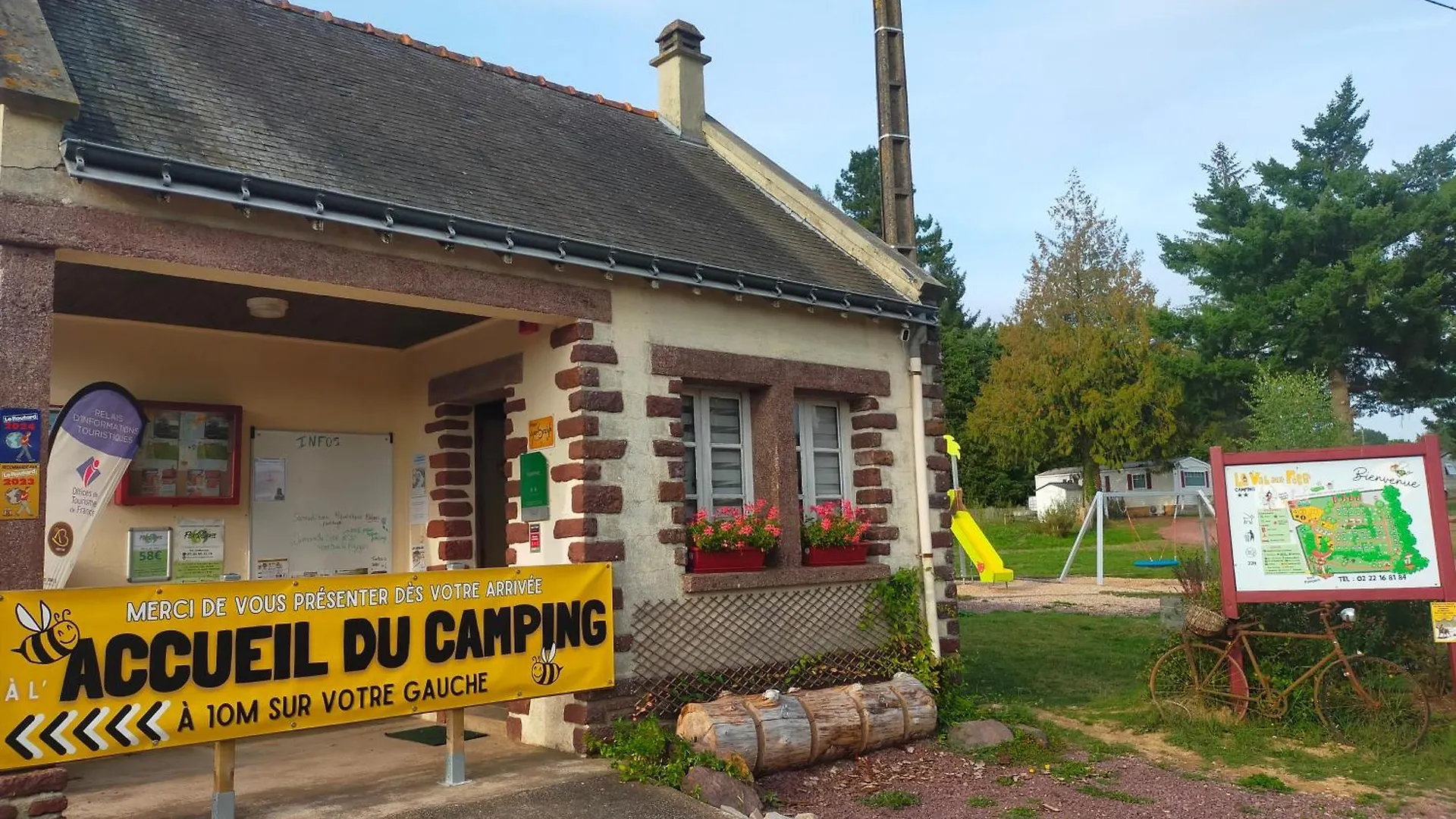 Camping Le Val Aux Fees - Broceliande location