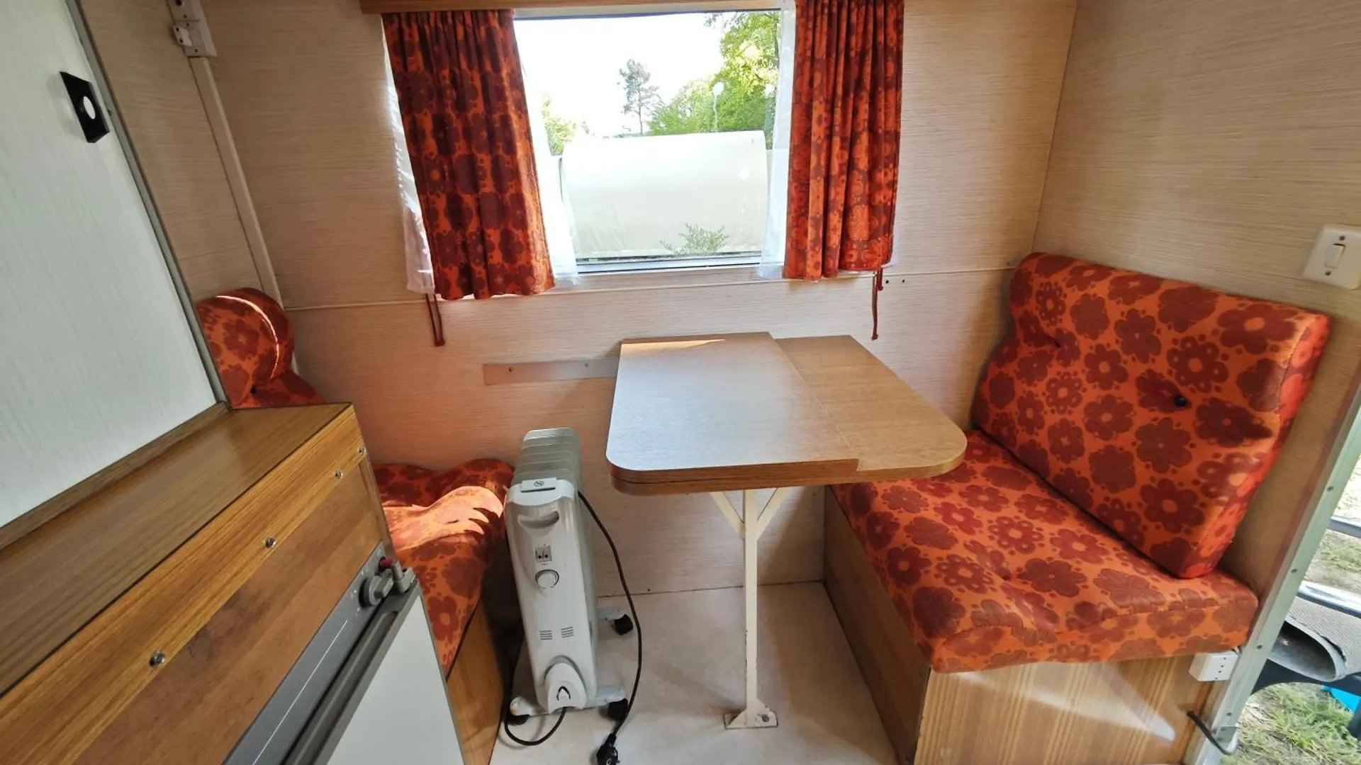 Camping Le Val Aux Fees - Broceliande Concoret 0*,