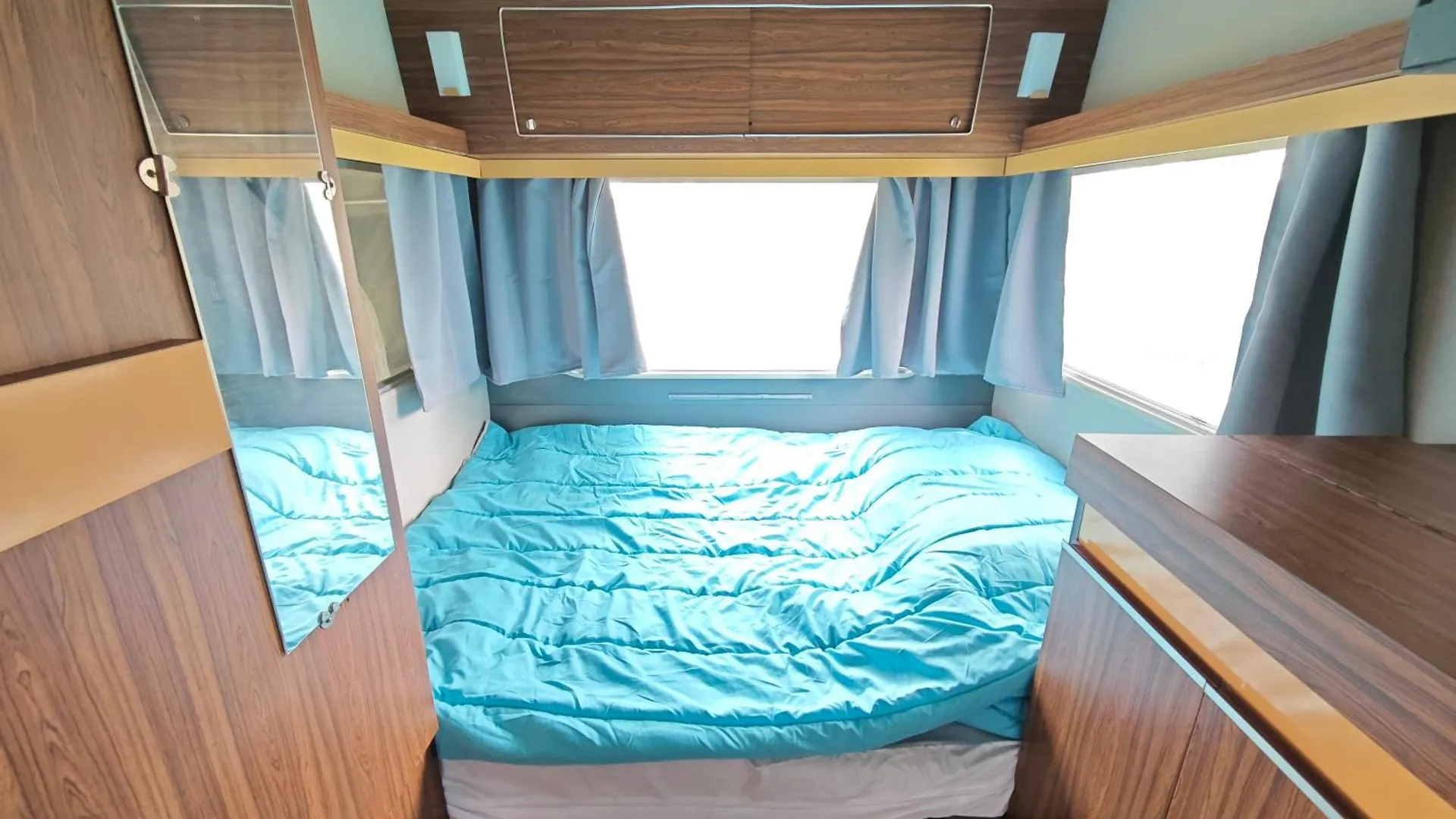 Camping Le Val Aux Fees - Broceliande Concoret