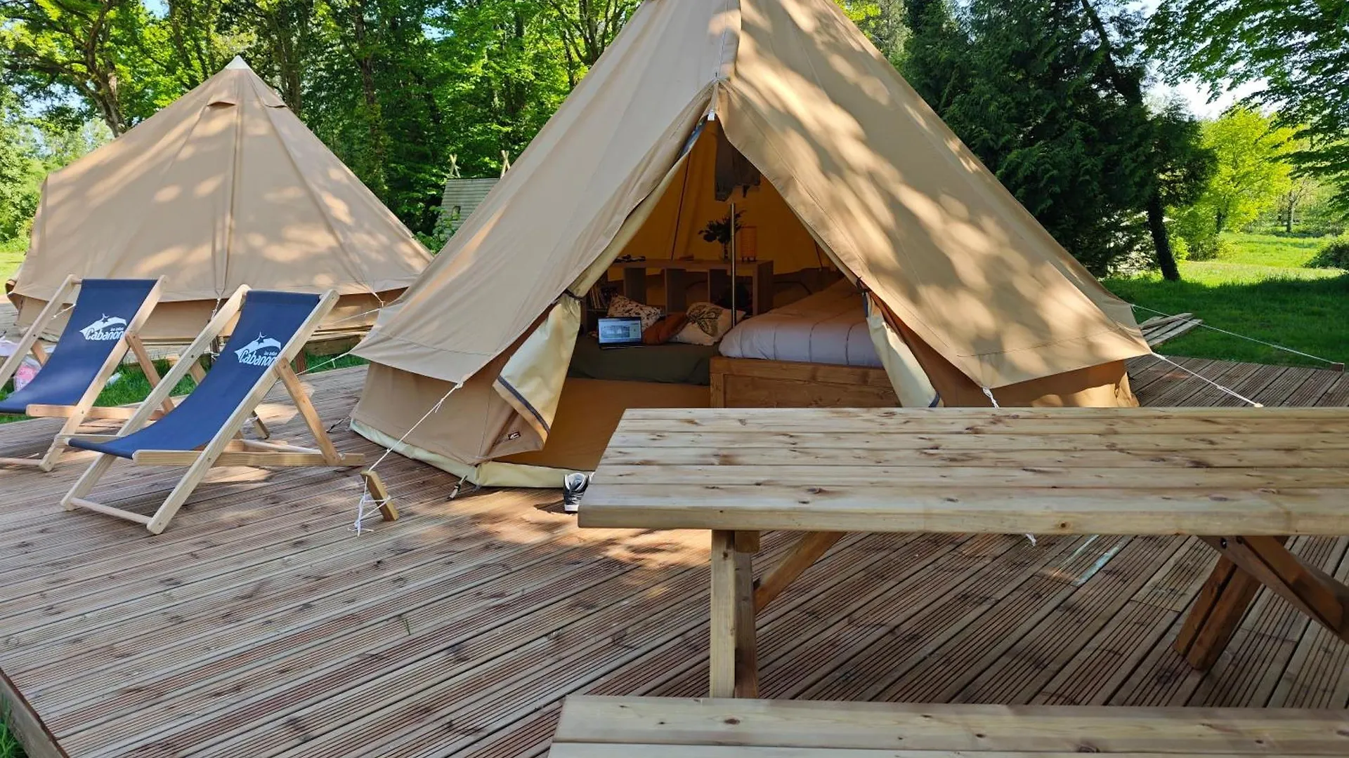Camping Le Val Aux Fees - Broceliande Concoret 0*,  France